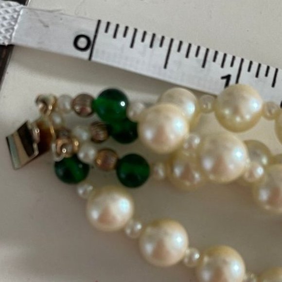 Twisted Pearl & Green Beads Choker Necklace 18" - Picture 3 of 7